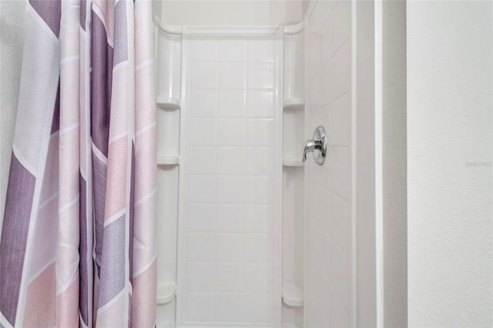 Image No.11-5 Bed Property for sale