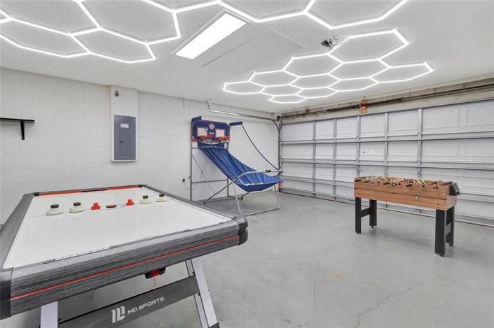 Image No.12-5 Bed Property for sale