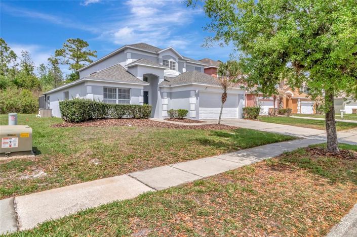 Image No.50-5 Bed Property for sale