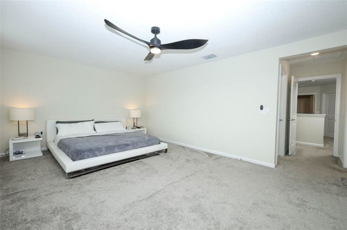 Image No.18-3 Bed Property for sale