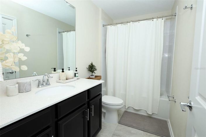 Image No.29-3 Bed Property for sale