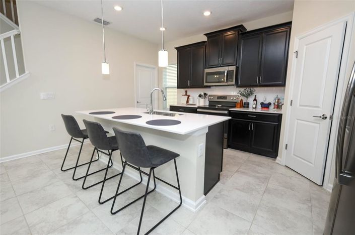 Image No.9-3 Bed Property for sale