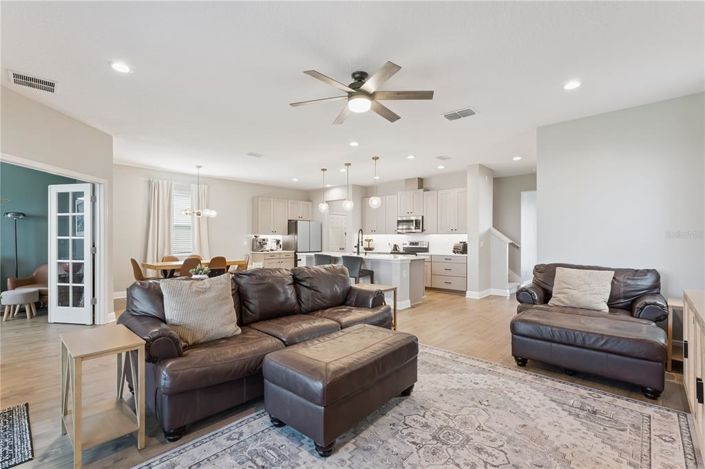 Image No.14-5 Bed Property for sale