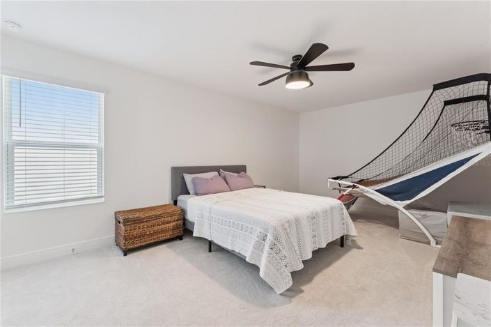 Image No.35-5 Bed Property for sale