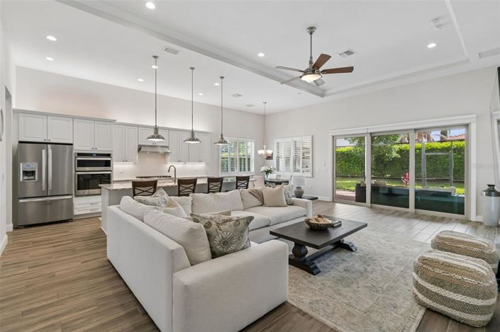 Image No.12-3 Bed Property for sale