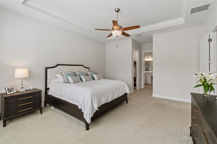 Image No.24-3 Bed Property for sale