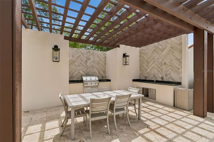 Image No.42-3 Bed Property for sale