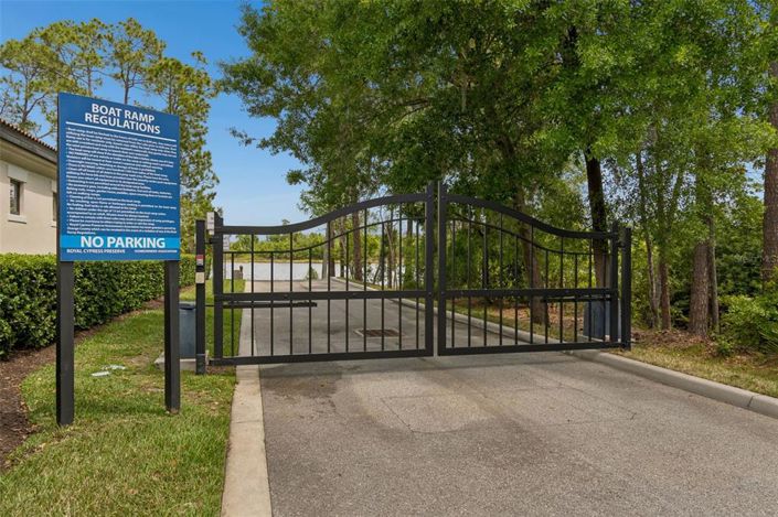 Image No.50-3 Bed Property for sale