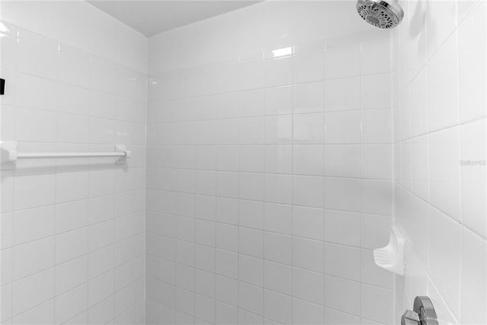 Image No.19-2 Bed Property for sale