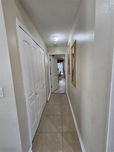 Image No.12-4 Bed Property for sale