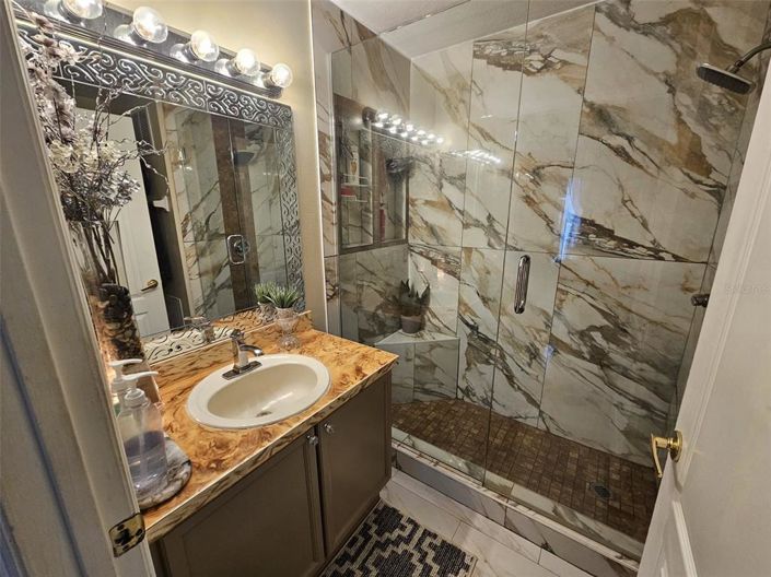 Image No.20-4 Bed Property for sale