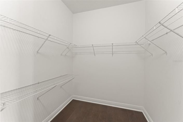 Image No.36-4 Bed Property for sale