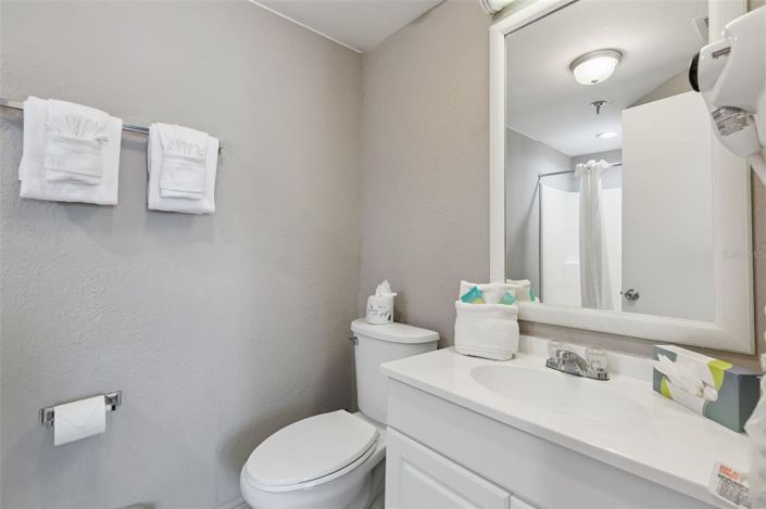 Image No.12-2 Bed Property for sale