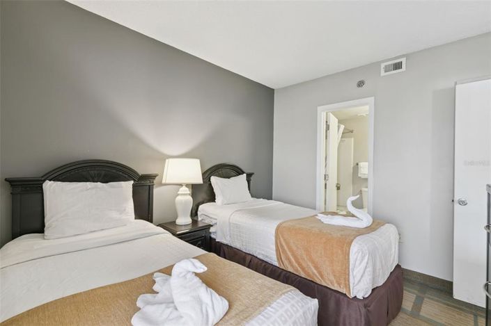 Image No.13-2 Bed Property for sale