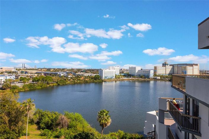 Image No.19-2 Bed Property for sale