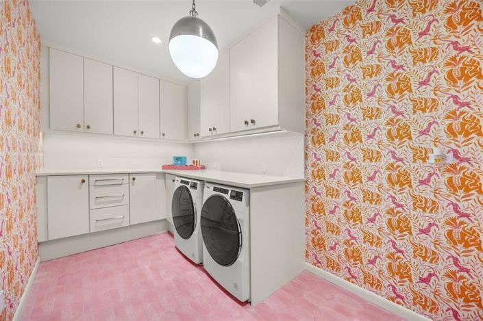 Image No.30-5 Bed Property for sale