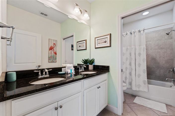 Image No.22-4 Bed Townhouse for sale