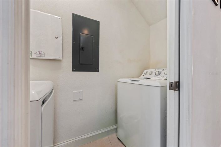 Image No.25-4 Bed Townhouse for sale