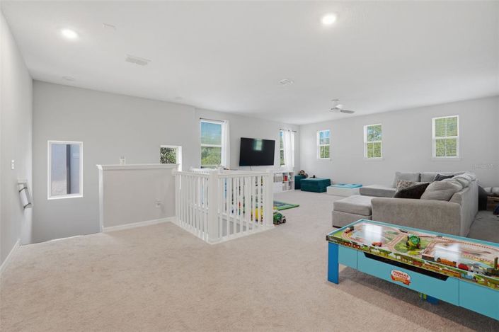 Image No.19-5 Bed Property for sale