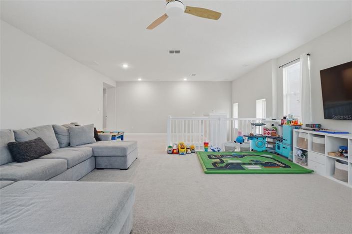 Image No.20-5 Bed Property for sale