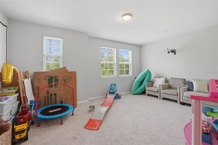 Image No.22-5 Bed Property for sale