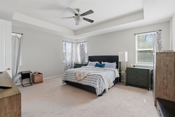 Image No.24-5 Bed Property for sale