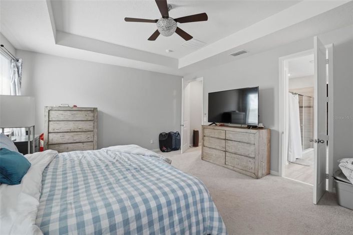 Image No.26-5 Bed Property for sale