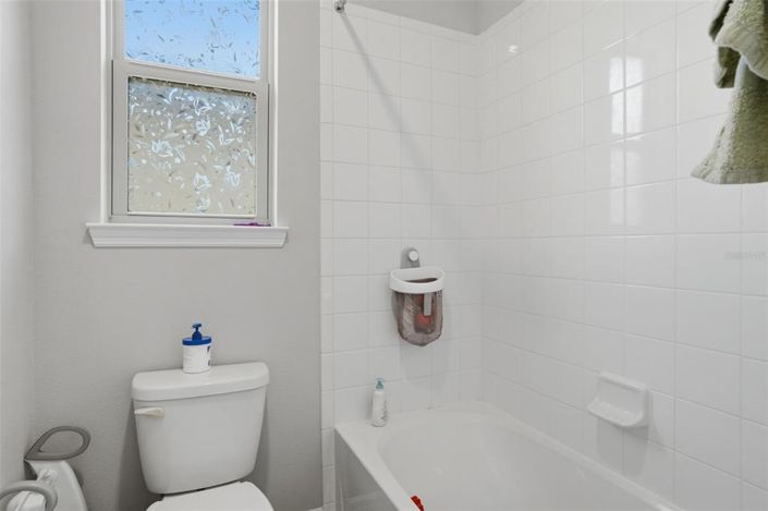 Image No.33-5 Bed Property for sale