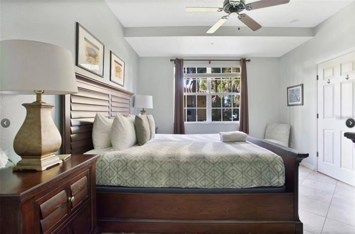 Image No.7-3 Bed Property for sale