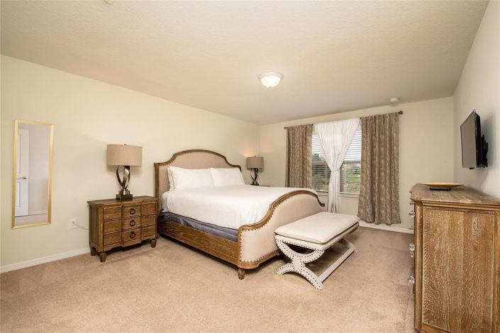 Image No.21-5 Bed Townhouse for sale