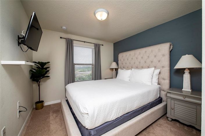 Image No.24-5 Bed Townhouse for sale