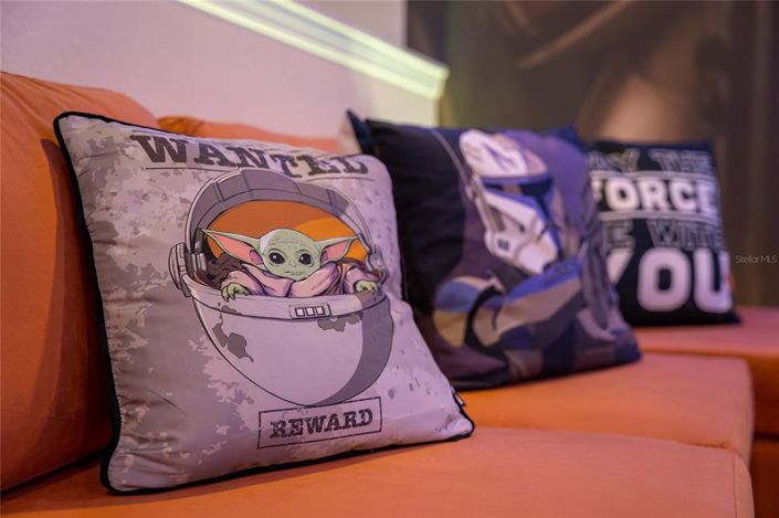 Image No.18-5 Bed Townhouse for sale