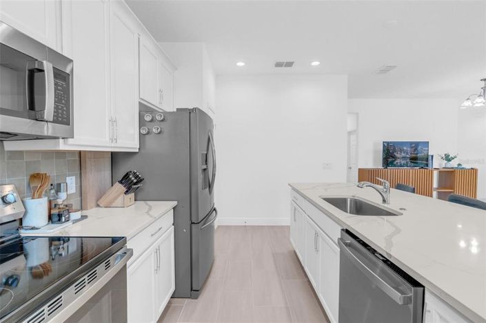 Image No.10-4 Bed Property for sale