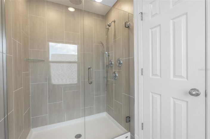 Image No.28-4 Bed Property for sale