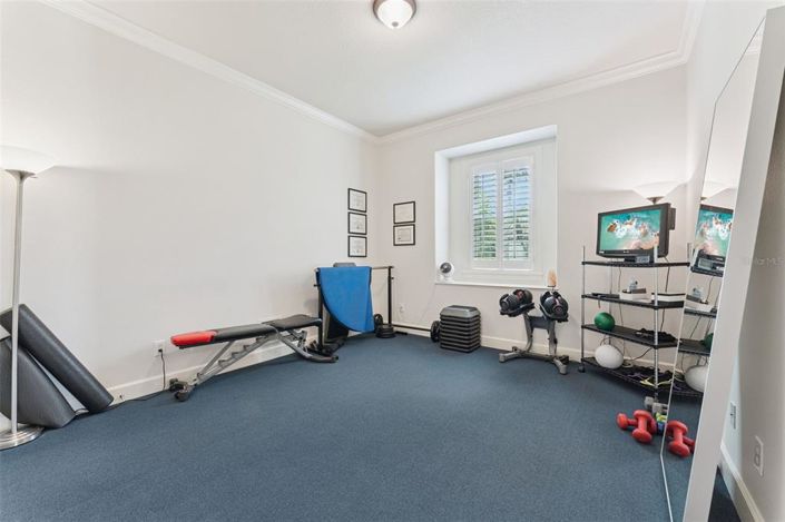 Image No.31-6 Bed Property for sale