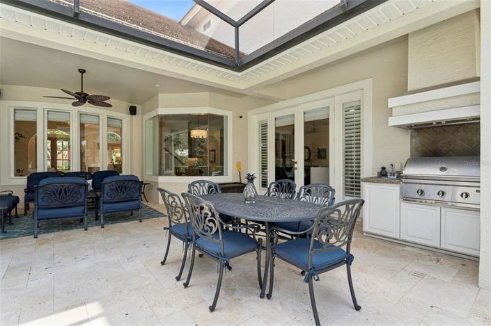 Image No.47-6 Bed Property for sale