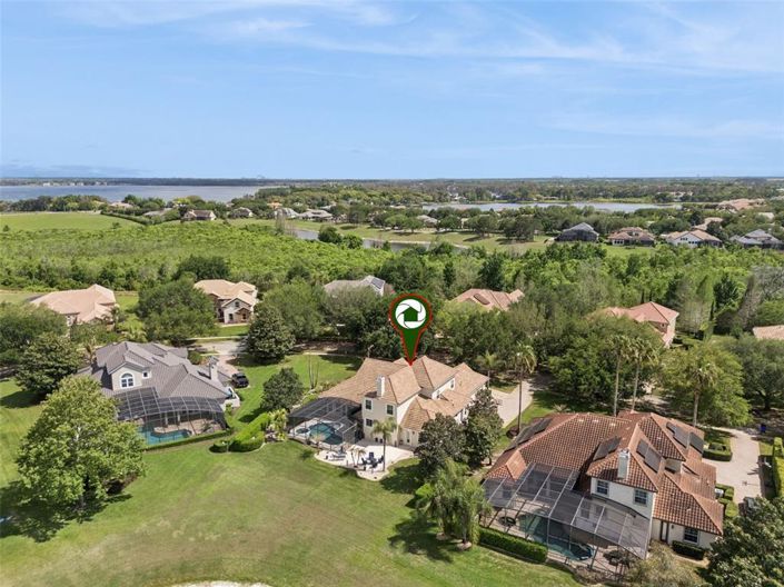 Image No.55-6 Bed Property for sale