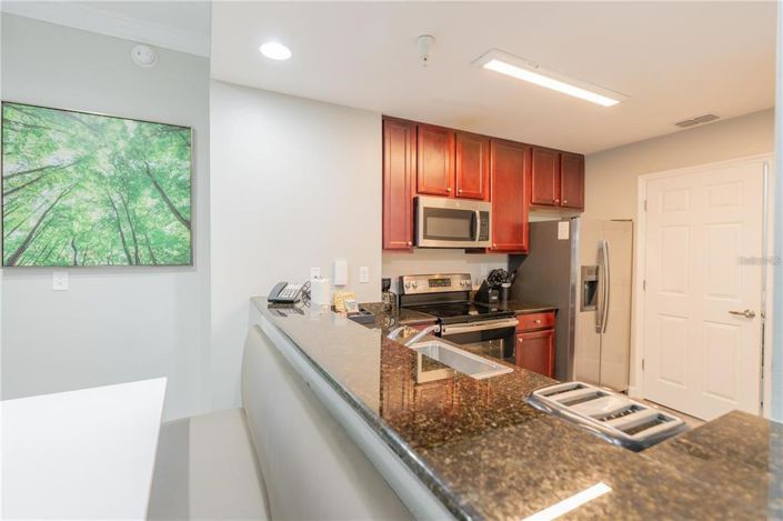 Image No.19-2 Bed Property for sale