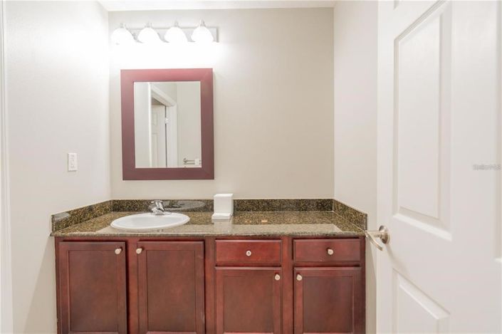 Image No.37-2 Bed Property for sale