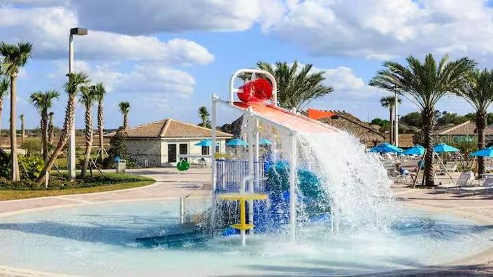 Image No.28-9 Bed Property for sale