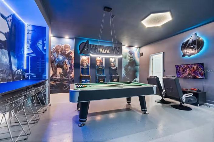 Image No.33-9 Bed Property for sale