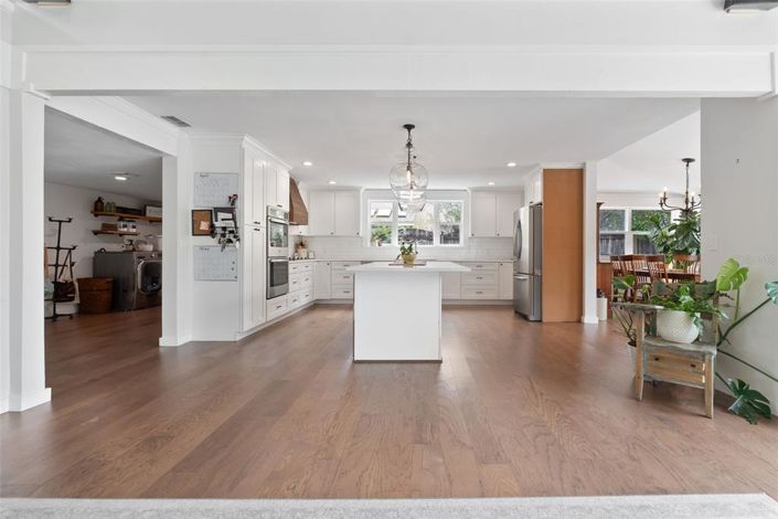 Image No.10-4 Bed Property for sale