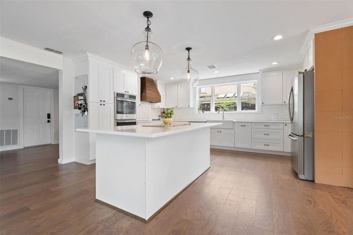 Image No.11-4 Bed Property for sale