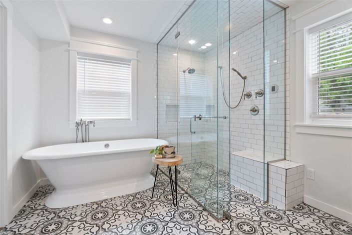 Image No.27-4 Bed Property for sale