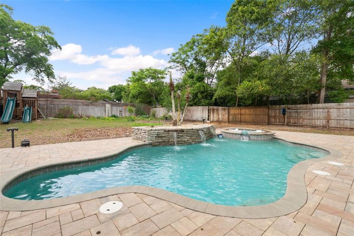 Image No.53-4 Bed Property for sale