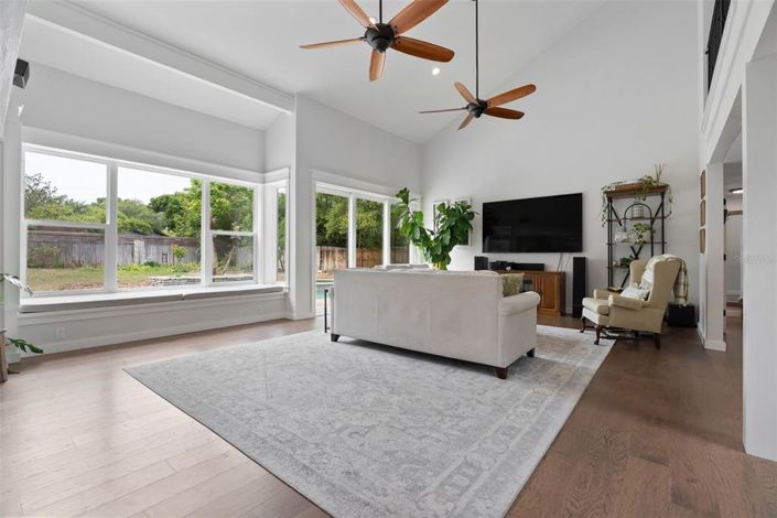 Image No.6-4 Bed Property for sale