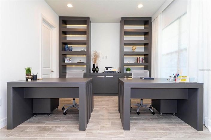 Image No.15-6 Bed Property for sale