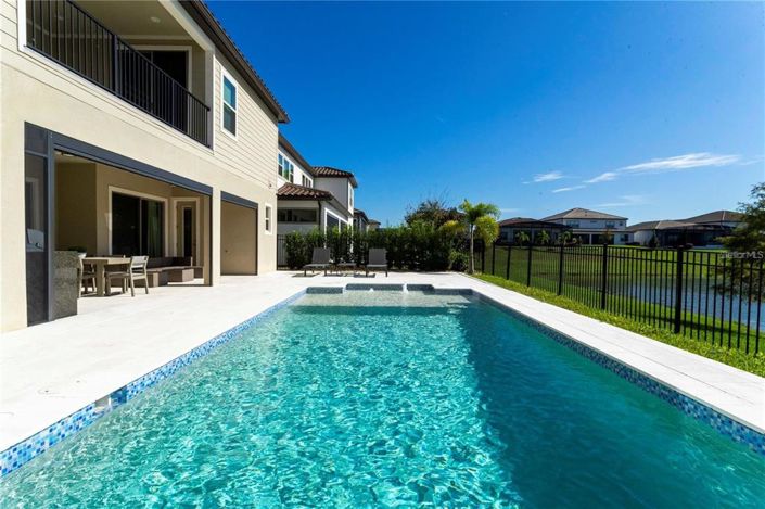 Image No.48-6 Bed Property for sale