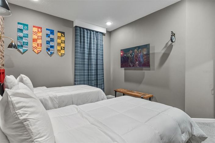 Image No.29-5 Bed Townhouse for sale