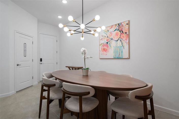 Image No.3-5 Bed Townhouse for sale